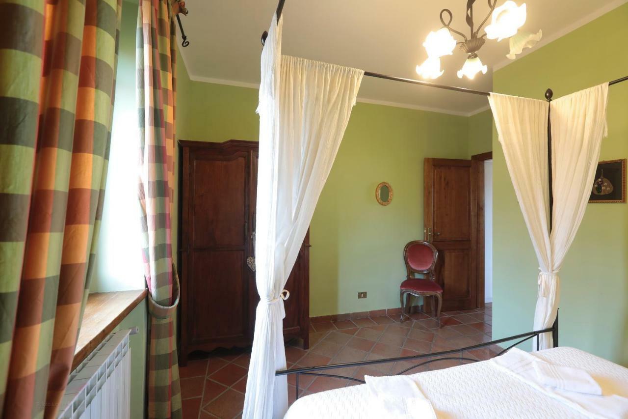 Ai Due Cedri Guest House Capranica Eksteriør bilde